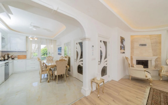 Great Villa With Pool Hammam and Sauna in Antalya