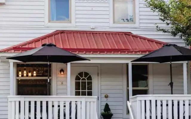 Whitefish Hostel