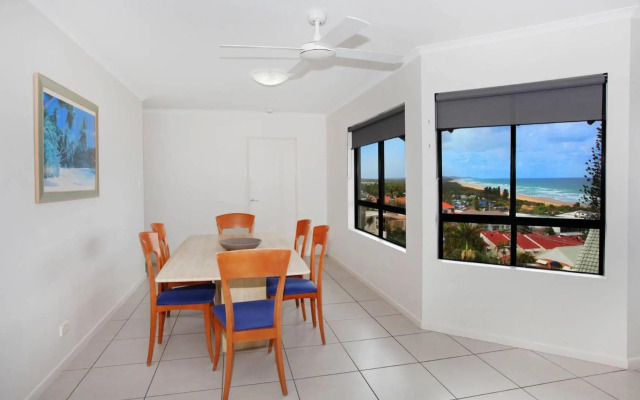 Unit 4 'Beaumont Sur Mer', Coolum Beach