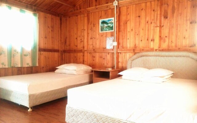 Shenzhen Xiyong Sea Silver Wooden House Resort