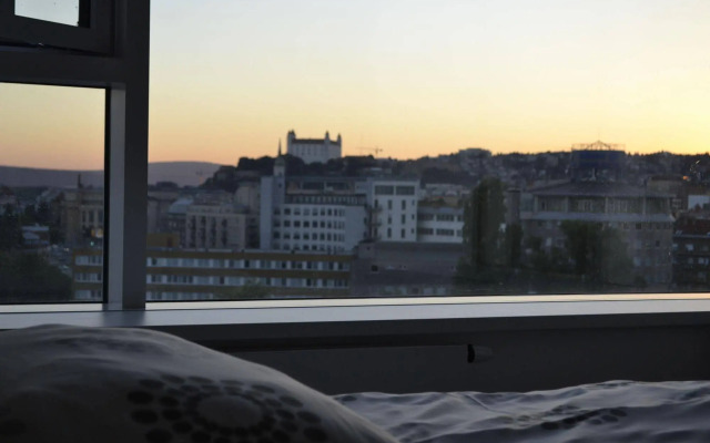 Panorama Apartment with Free Parking