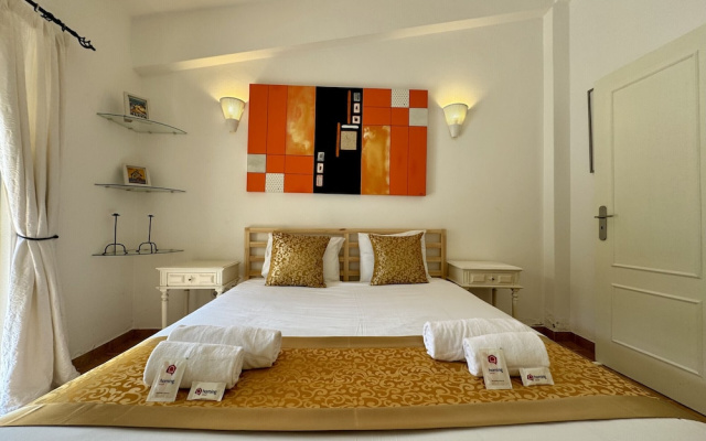 Algarve Country Villa With Pool