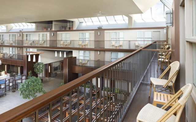 Delta Hotels by Marriott Calgary South