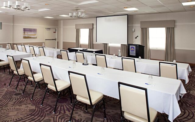 Best Western Plus Steeplegate Inn