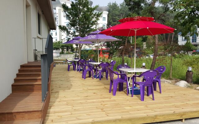 Gyeongpodae The Hotel Business