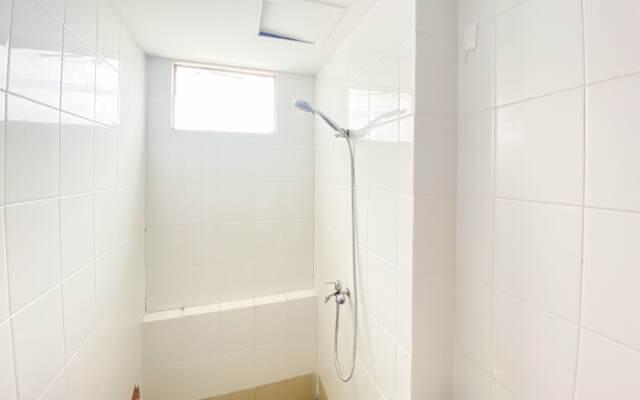 Nice Comfortable 2Br Apartment At Bassura City