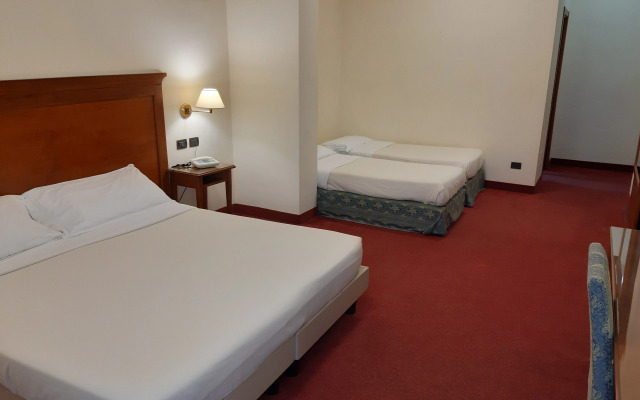 Hotel HR