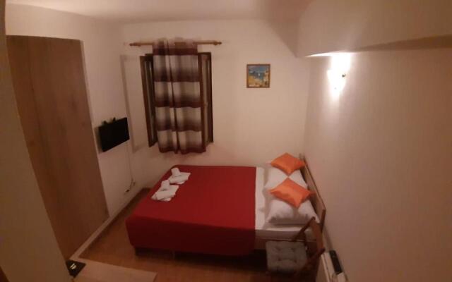 Apartments Knežić
