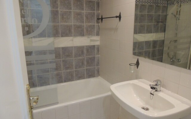 Club Jardines del Puerto