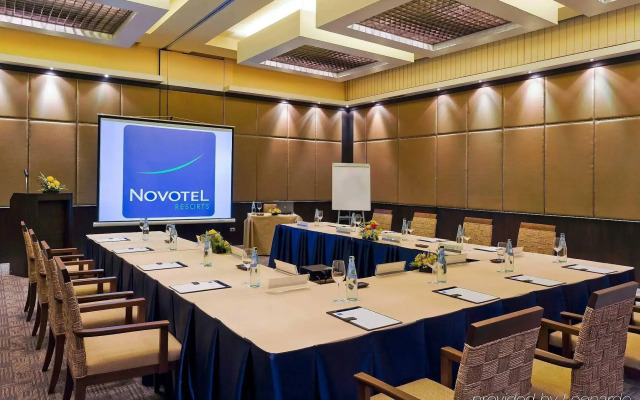 The Nouveau Chumphon Beach Resort & Golf