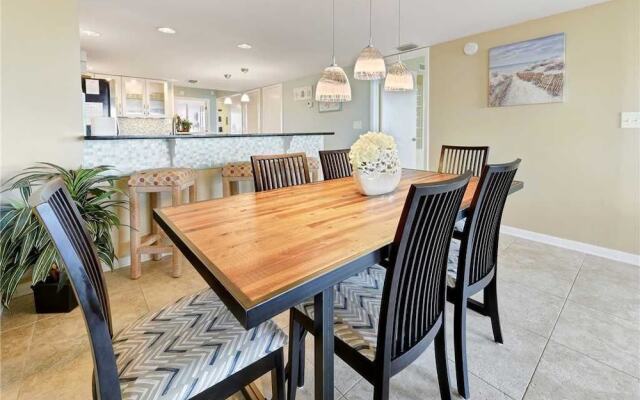 Windjammer 105 - Three Bedroom Condo