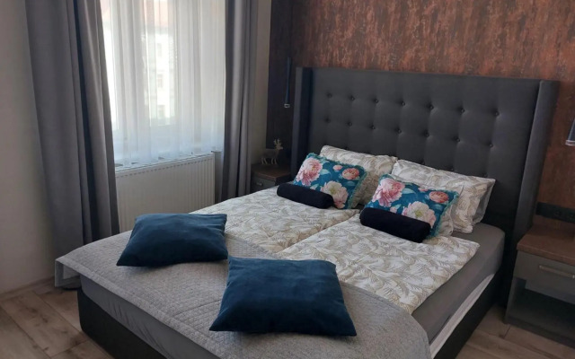 Silver Dawn Apartments