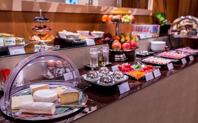 Hôtel Pergolèse Paris Champs Elysées