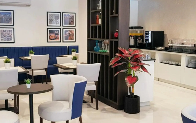 Porto City Hotel