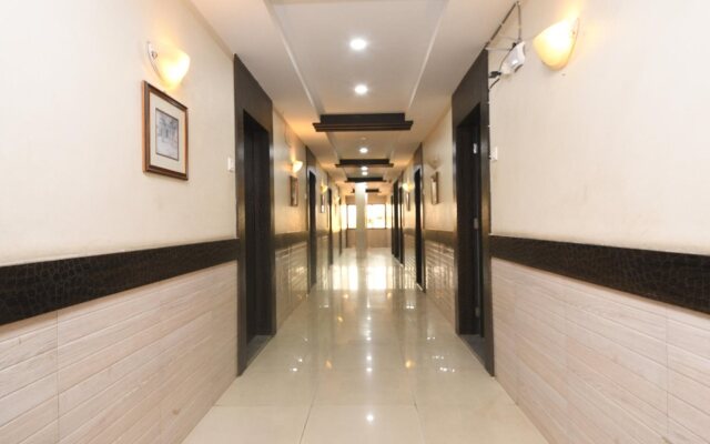 Shree Krishna Palace by OYO Rooms