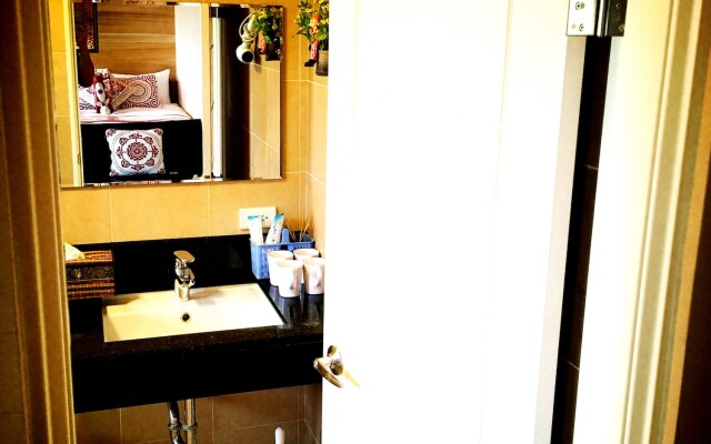 Qi Hua Zhen Ju Homestay