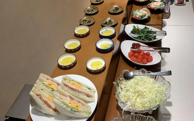 Azumaya Hai Ba Trung 1 Hotel