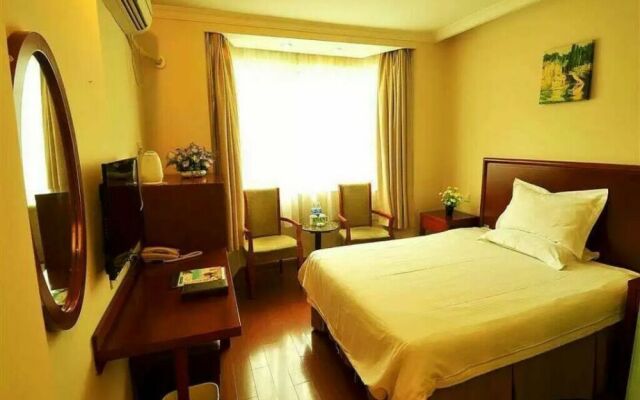GreenTree Inn Chongqing Xiejiawan Hotel
