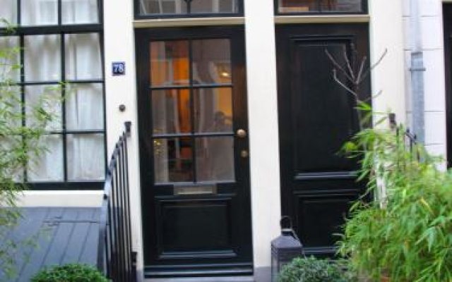 Sleep in Amsterdam B&B