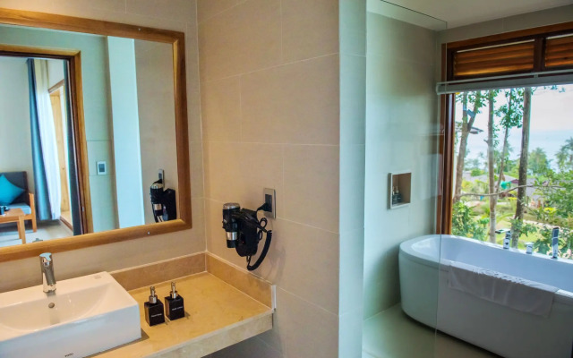 Camia Resort & Spa