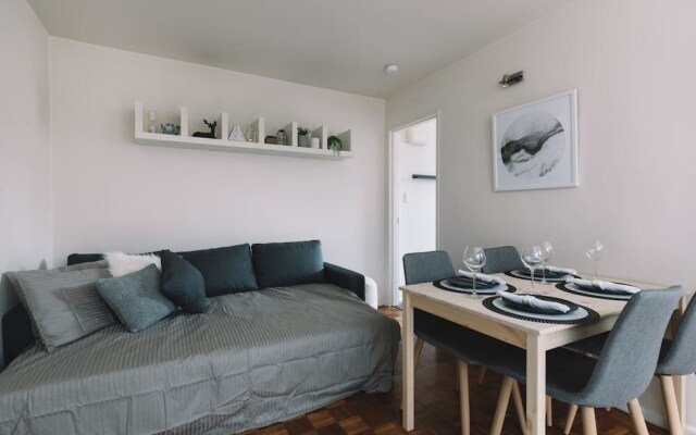 Cosy Melbourne Apartment Close To CBD