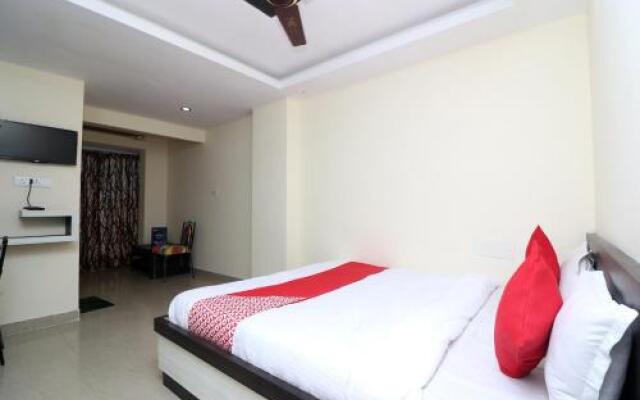 OYO 13615 Holiday Resort Digha