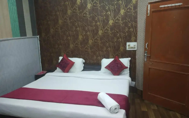 Hotel Aarti Darshan