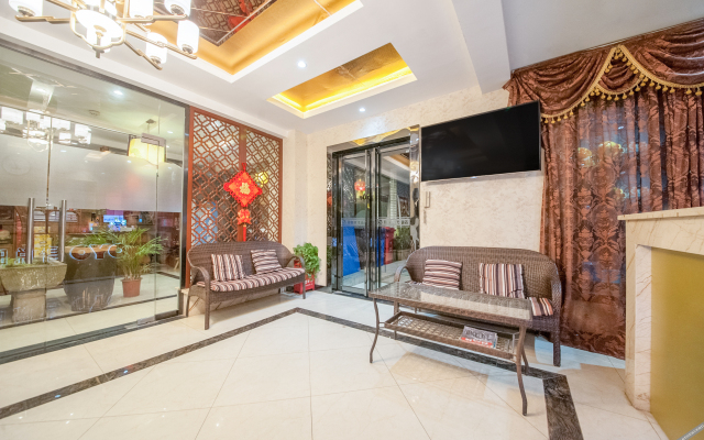 Xi'an Junyue Hot Spring Business Hotel