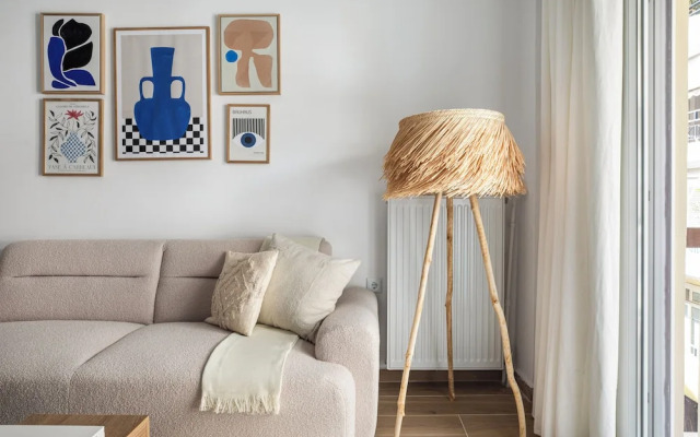 Les Nuances de Blue 1-BR Apt in Athens
