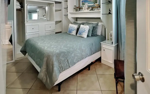 Shore Thing by Ryson Vacation Rentals