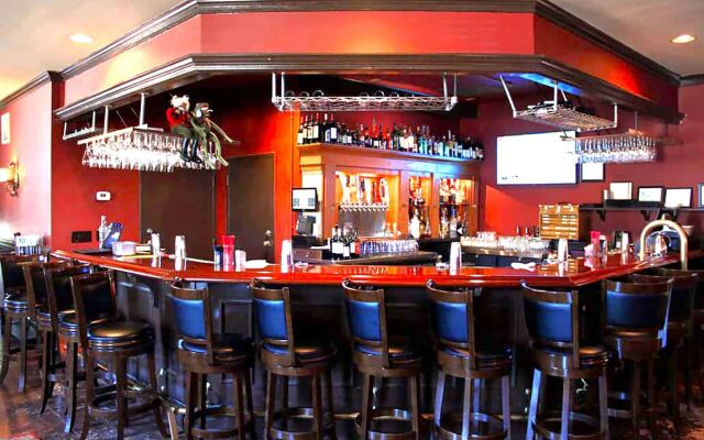 Inn on the Square, an Ascend Collection Hotel