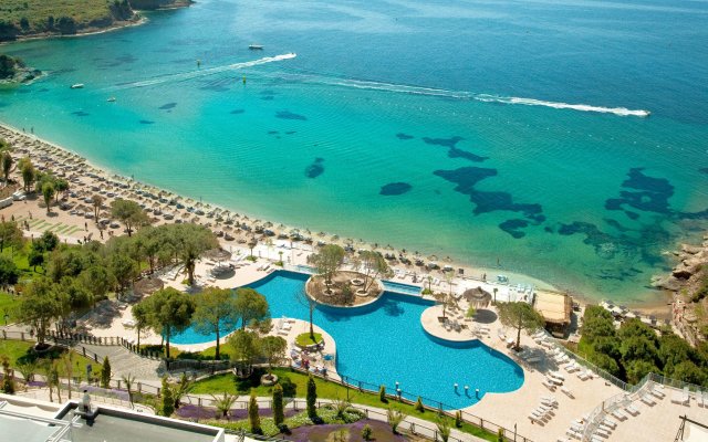 Aria Claros Beach & Spa Resort – All Inclusive