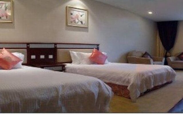 Golden River-View Hotel