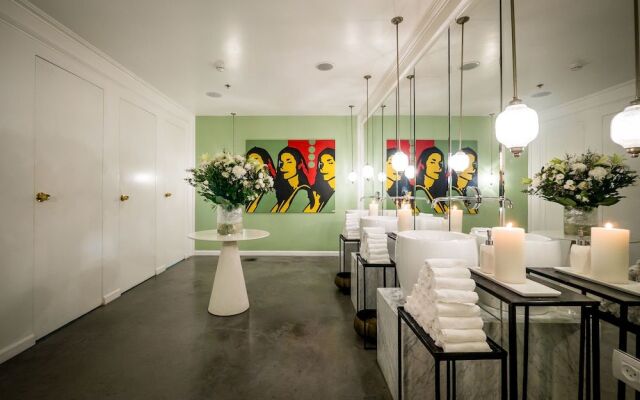 Lear Sense - Experience Luxury Hotel