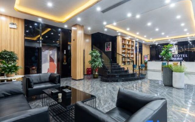 Shangkeyou Hotel (Qingyuan Fogang County National Road 106)