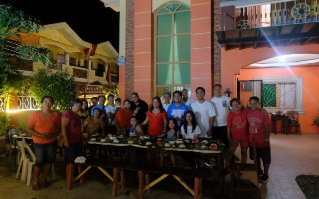 The Orange House - Vigan Villa