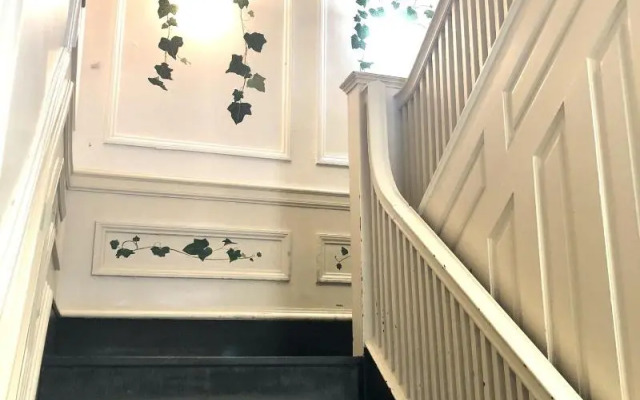 Windsor Inn Hotel