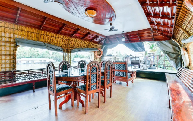 Oyo 24271 Houseboat My Trip 2bhk