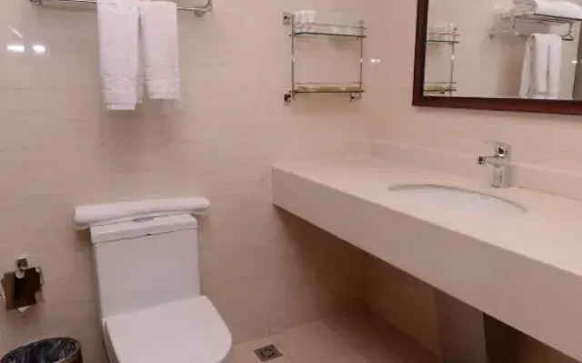 Donglong Hotel