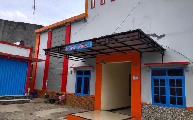 OYO 3767 Permata House