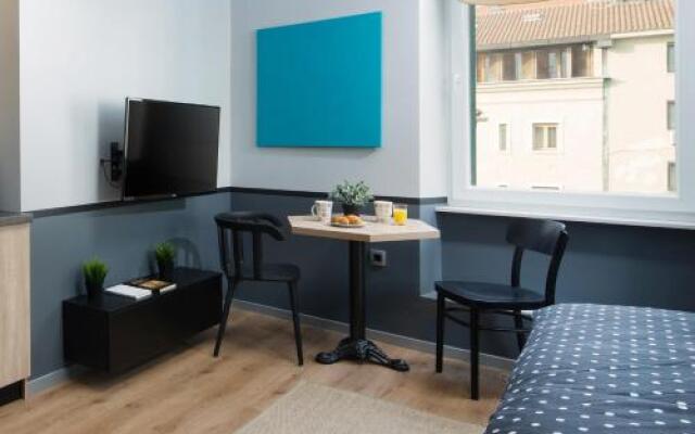 Studio Apartments River