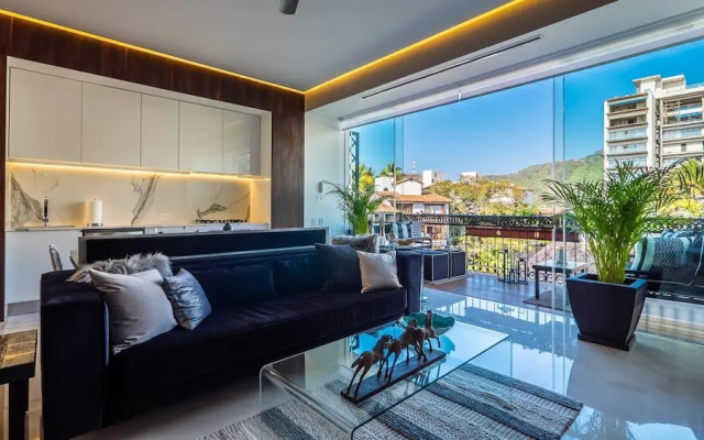 Pier 57-511 - Ultra Chic Pier57 Romantic Zone Best Rooftop