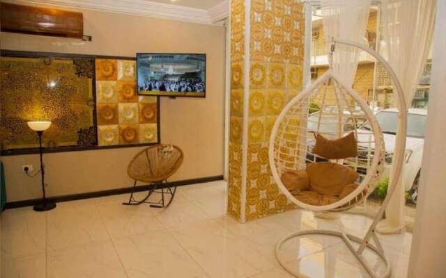 Al-Nabares Palace Apartment Hotel