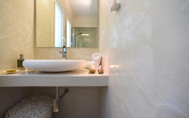 Mavres Luxury Studio