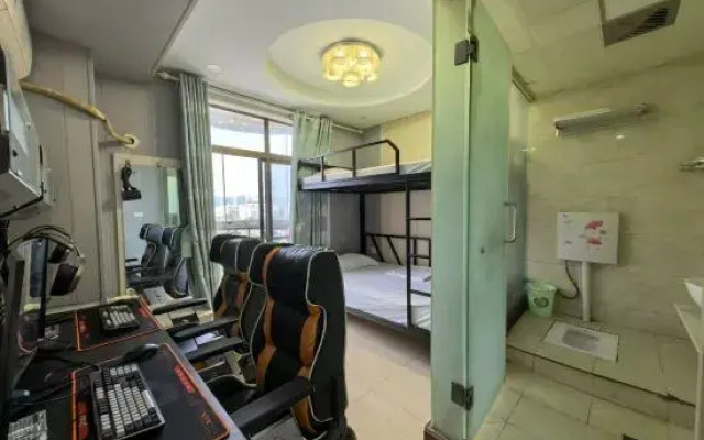JC Electronic Competition Apartment (Wuhan Guanggu)