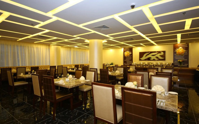 Ivory Grand Hotel Apartments