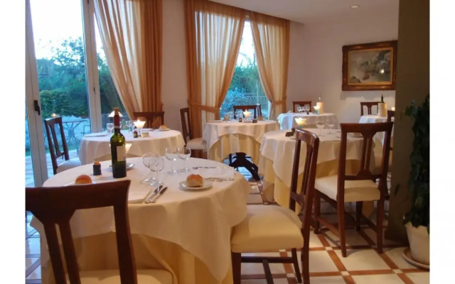 Hotel Alpha
