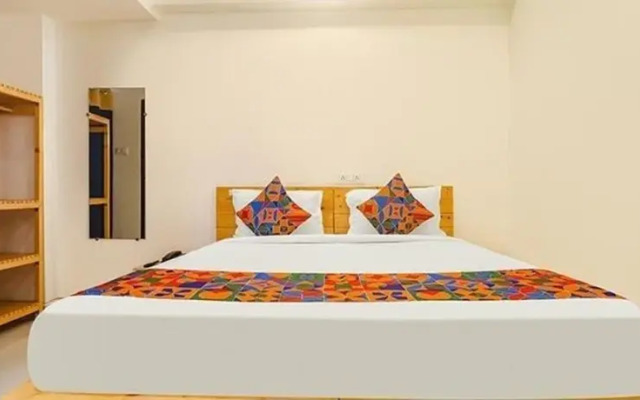 Fabhotel Green Leaf