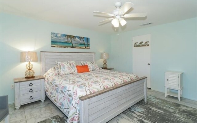 Beach N Lake - 3 Br Home