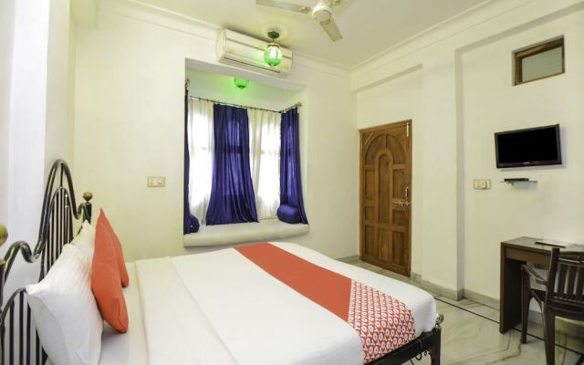 OYO 10704 Hotel Lake Haveli